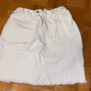 White denim skirt